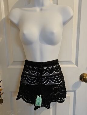 Swim Cover Up Lace Shorts S